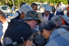 Chateaurenard. 24 juin 2018.Distribution des T.Shirt offerts par le 16 Tango_080742